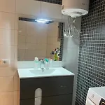 Rich Appartamento Vlorë